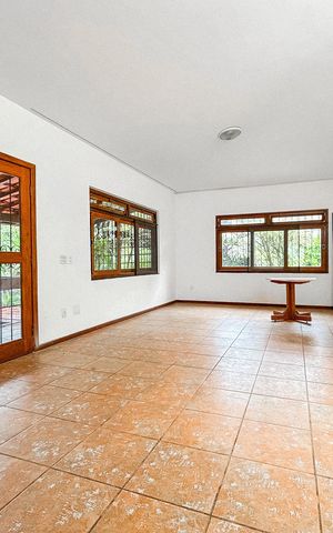 Casa de condomínio à venda com 750m², 3 quartos e 4 vagas