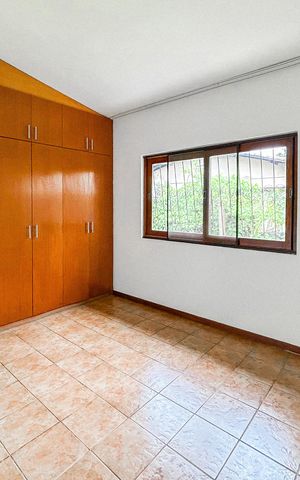 Casa de condomínio à venda com 750m², 3 quartos e 4 vagas