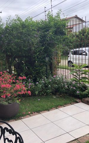 Casa de condomínio à venda com 188m², 3 quartos e 2 vagas