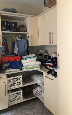Casa de condomínio à venda com 188m², 3 quartos e 2 vagas