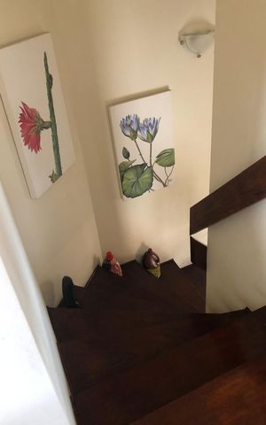 Casa de condomínio à venda com 188m², 3 quartos e 2 vagas