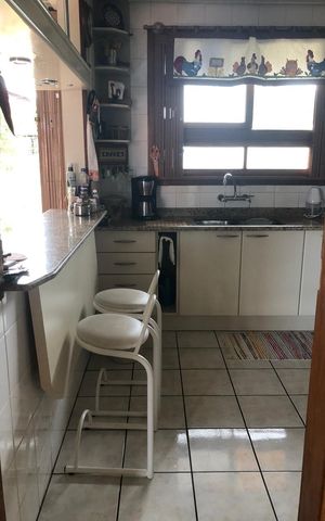 Casa de condomínio à venda com 188m², 3 quartos e 2 vagas