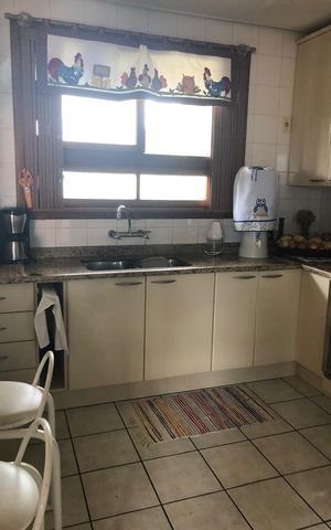 Casa de condomínio à venda com 188m², 3 quartos e 2 vagas