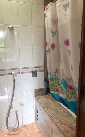 Casa de condomínio à venda com 188m², 3 quartos e 2 vagas