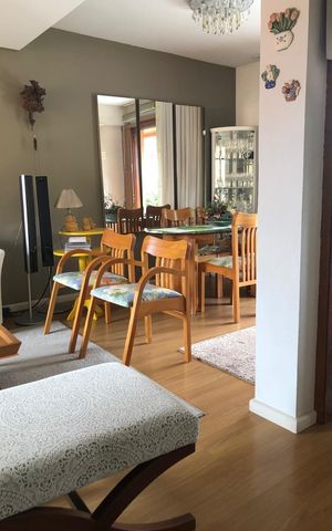 Casa de condomínio à venda com 188m², 3 quartos e 2 vagas