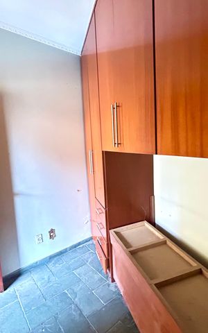 Casa à venda com 372m², 8 quartos e 5 vagas Casa à venda com 372m², 8 quartos e 5 vagasQuarto 4