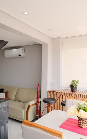 Apartamento à venda com 58m², 2 quartos e 1 vagaVaranda