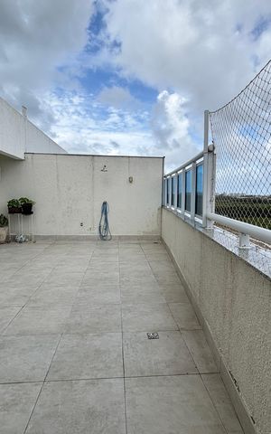 Apartamento à venda com 2m², 3 quartos e 2 vagas Apartamento à venda com 2m², 3 quartos e 2 vagasCobertura