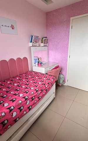 Apartamento à venda com 2m², 3 quartos e 2 vagas Apartamento à venda com 2m², 3 quartos e 2 vagasQuarto 2