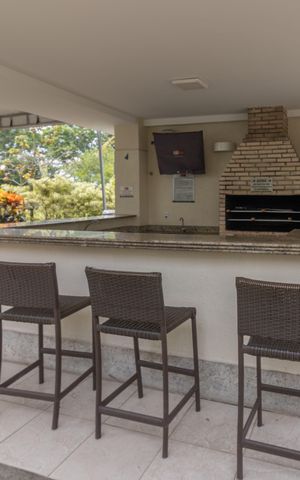 Apartamento à venda com 2m², 3 quartos e 2 vagas Apartamento à venda com 2m², 3 quartos e 2 vagasÁrea comum