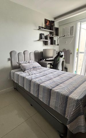 Apartamento à venda com 2m², 3 quartos e 2 vagas Apartamento à venda com 2m², 3 quartos e 2 vagasQuarto 3