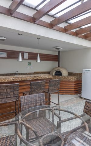 Apartamento à venda com 2m², 3 quartos e 2 vagas Apartamento à venda com 2m², 3 quartos e 2 vagasÁrea comum