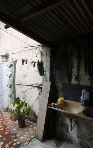 Casa à venda com 102m², 2 quartos e 1 vagaÁrea de Serviço
