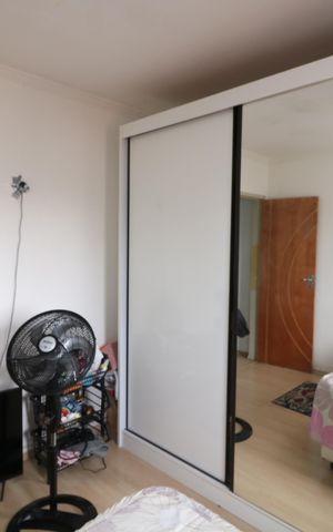 Casa à venda com 102m², 2 quartos e 1 vagaQuarto