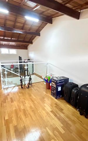Casa à venda com 173m², 3 quartos e 2 vagasSótão 