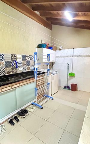 Casa à venda com 173m², 3 quartos e 2 vagasÁrea de Serviço e Churrasqueira 