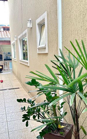 Casa à venda com 173m², 3 quartos e 2 vagasQuintal