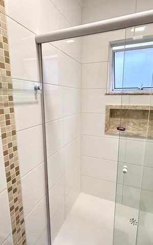 Casa à venda com 173m², 3 quartos e 2 vagasBanheiro da Suíte