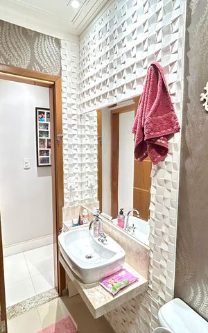 Casa à venda com 173m², 3 quartos e 2 vagasLavabo