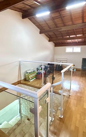 Casa à venda com 173m², 3 quartos e 2 vagasSótão 