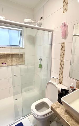 Casa à venda com 173m², 3 quartos e 2 vagasBanheiro da Suíte