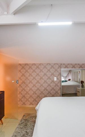 Casa de condomínio à venda com 150m², 4 quartos e 2 vagas Casa de condomínio à venda com 150m², 4 quartos e 2 vagasQuarto Suíte