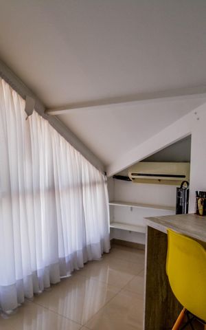 Casa de condomínio à venda com 150m², 4 quartos e 2 vagas Casa de condomínio à venda com 150m², 4 quartos e 2 vagasQuarto Suíte