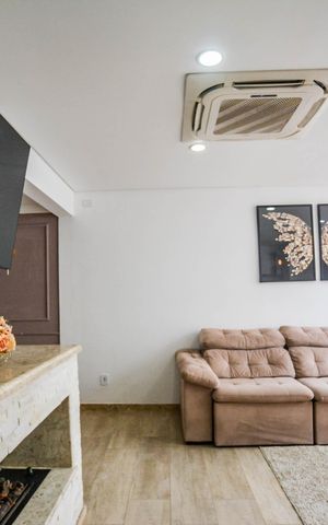 Casa de condomínio à venda com 150m², 4 quartos e 2 vagas Casa de condomínio à venda com 150m², 4 quartos e 2 vagasCozinha