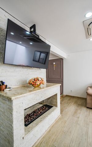 Casa de condomínio à venda com 150m², 4 quartos e 2 vagas Casa de condomínio à venda com 150m², 4 quartos e 2 vagasCozinha