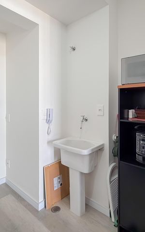 Apartamento à venda com 37m², 1 quarto e sem vaga Apartamento à venda com 37m², 1 quarto e sem vagaCozinha e Área de Serviço