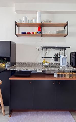 Apartamento à venda com 37m², 1 quarto e sem vaga Apartamento à venda com 37m², 1 quarto e sem vagaCozinha e Área de Serviço