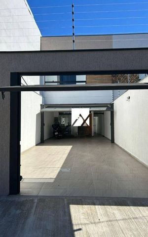 Casa à venda com 250m², 4 quartos e 5 vagas