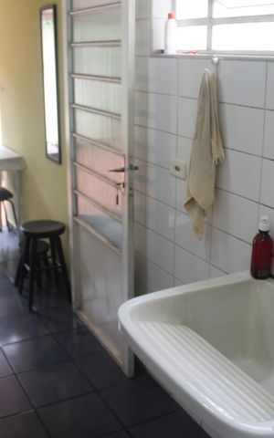 Casa à venda com 390m², 4 quartos e 6 vagasÁrea de Serviço