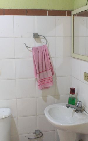 Casa à venda com 390m², 4 quartos e 6 vagasBanheiro 2