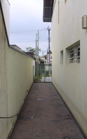 Casa à venda com 390m², 4 quartos e 6 vagasQuintal