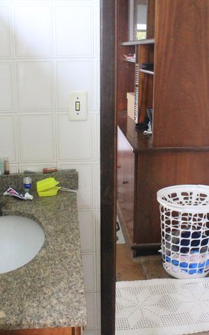 Casa à venda com 390m², 4 quartos e 6 vagasBanheiro da Suíte 3