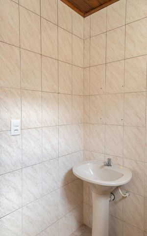 Casa de condomínio para alugar com 45m², 1 quarto e sem vaga Casa de condomínio para alugar com 45m², 1 quarto e sem vagaBanheiro