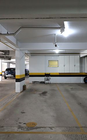 Apartamento à venda com 95m², 3 quartos e 2 vagasÁrea comum - Garagem