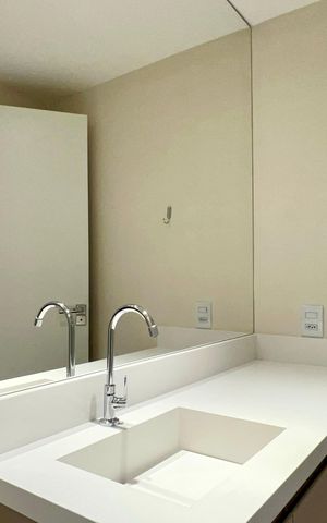 Apartamento para alugar com 55m², 1 quarto e sem vaga Apartamento para alugar com 55m², 1 quarto e sem vagaBanheiro da Suíte