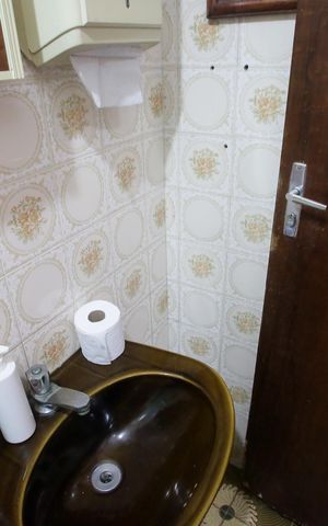 Casa para alugar com 429m², 4 quartos e 3 vagasBanheiro da Casa de Hóspede