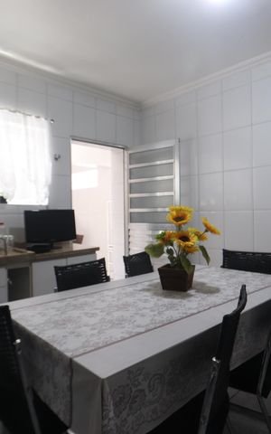 Casa à venda com 125m², 3 quartos e 2 vagasCozinha
