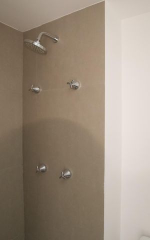 Studio para alugar com 24m², 1 quarto e sem vaga Studio para alugar com 24m², 1 quarto e sem vagaBanheiro