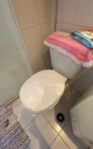 Apartamento à venda com 67m², 3 quartos e 1 vaga Apartamento à venda com 67m², 3 quartos e 1 vagaBanheiro da Suíte 1