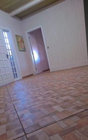 Casa para alugar com 45m², 2 quartos e 1 vaga Casa para alugar com 45m², 2 quartos e 1 vagaSala