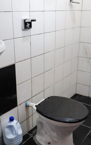 Casa para alugar com 250m², 4 quartos e 3 vagas Casa para alugar com 250m², 4 quartos e 3 vagasBanheiro da Suíte 2