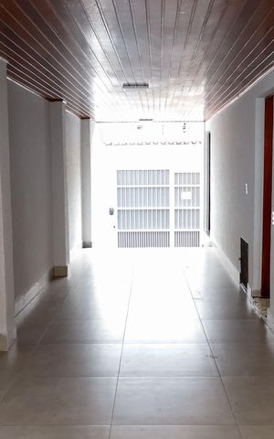 Casa para alugar com 250m², 4 quartos e 3 vagas Casa para alugar com 250m², 4 quartos e 3 vagasGaragem