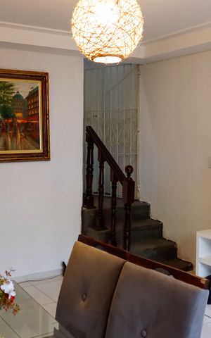 Casa para alugar com 250m², 4 quartos e 3 vagas Casa para alugar com 250m², 4 quartos e 3 vagassala