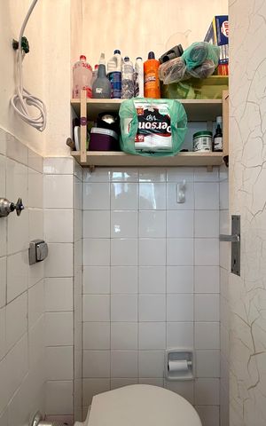 Apartamento à venda com 62m², 2 quartos e 1 vaga Apartamento à venda com 62m², 2 quartos e 1 vagaBanheiro de Serviço