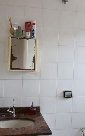 Casa à venda com 144m², 2 quartos e 2 vagasBanheiro