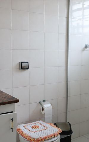 Casa à venda com 144m², 2 quartos e 2 vagasBanheiro da Suíte